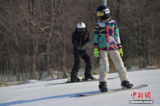 ��ѩ��(��i)�������ڼ����е�ѩ��(ch��ng)��ѩ��(�Y�ψD)���� �z