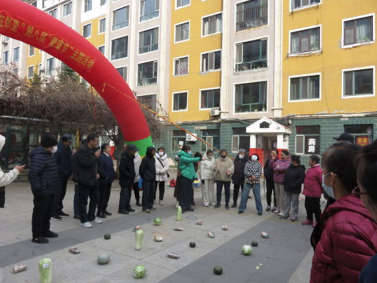 �����ֵ������^(q��)�_չ����ů��ꖡ��������������(ji��)���}���(d��ng)