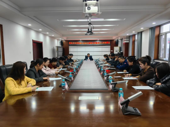 �ػ���ί������/���D