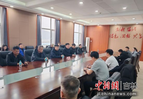 ���D�hί������/���D