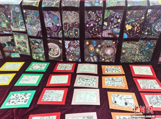 �W(xu��)�����ڡ�΢��ҕ�硱�n���τ�(chu��ng)������Ʒ����ʯ���� �z