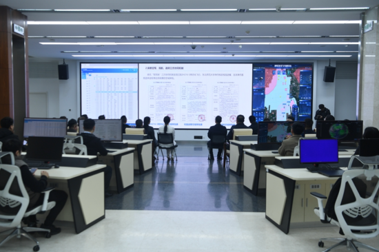 �������v�����@��I(y��)���˽�Ϳս����l(f��)չ�����P������