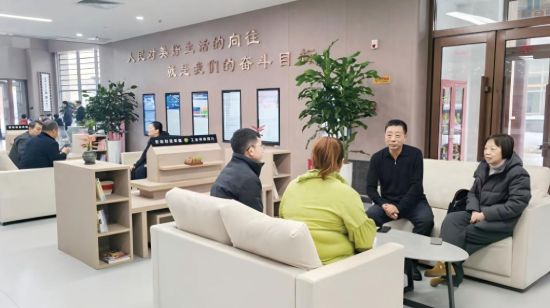 ����ì�ܼm���ҾC�����ġ������ڳɞ�Խ��Խ������^(q��)����ă�(y��u)�x��